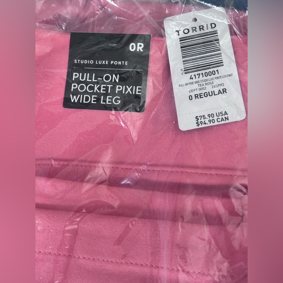 NWT Torrid pull on pocket pixie wide leg pants in Tea Rose, Torrid size 0X - Picture 6 of 7